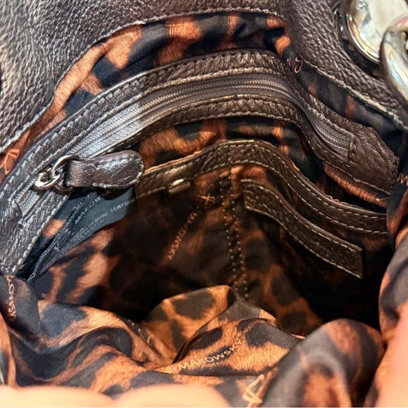 B. MAKOWSKY Leather Pewter Metallic Crossbody Purse - Picture 5 of 5